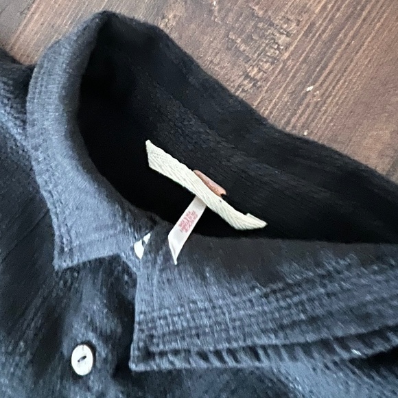 Free People Button Down Puff Sleeve Mini. Size XS - Picture 2 of 15